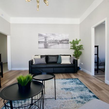 Standard Apartment By Hi5 - Tatra Street Budapest Ngoại thất bức ảnh