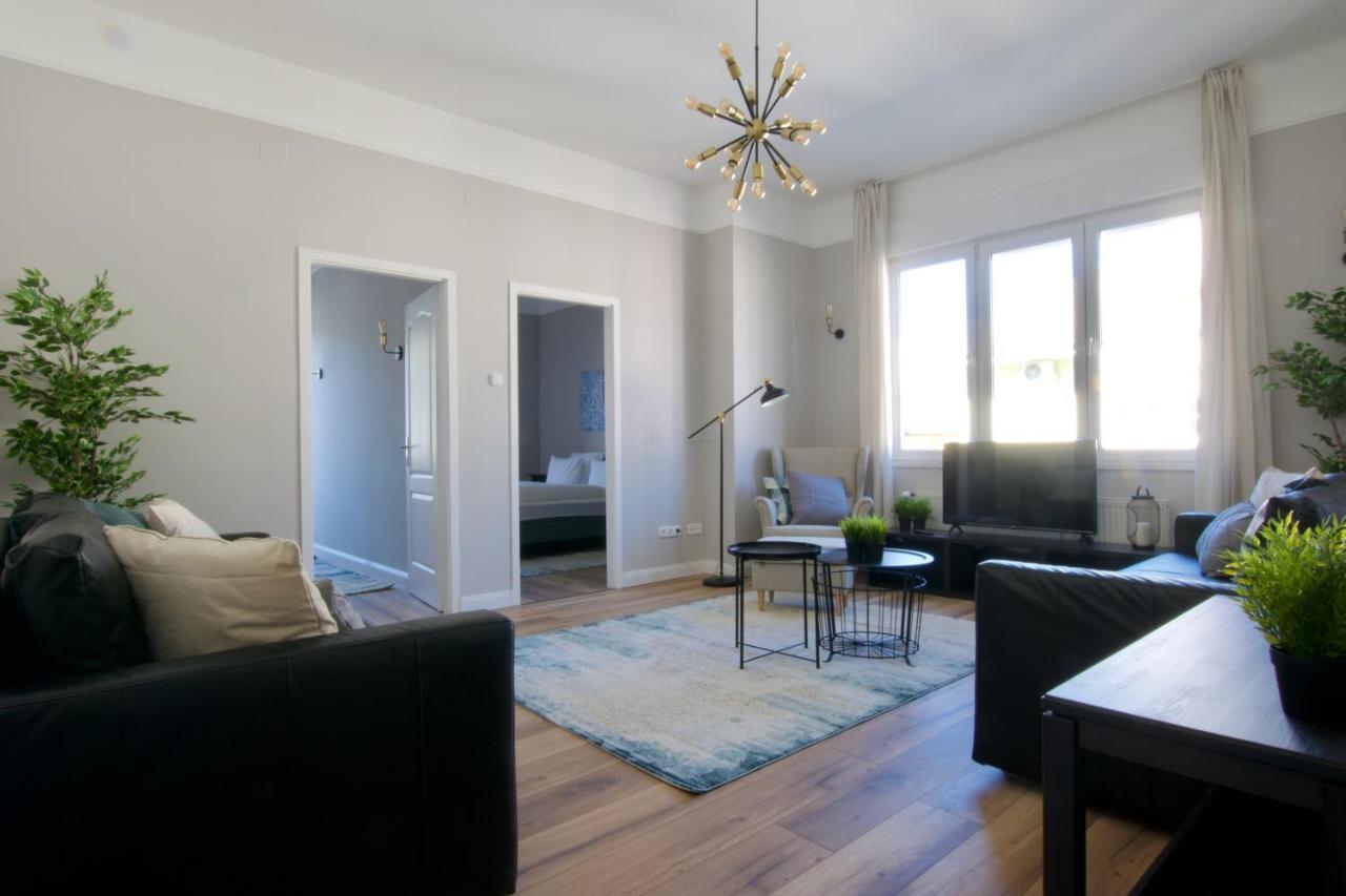 Standard Apartment By Hi5 - Tatra Street Budapest Ngoại thất bức ảnh