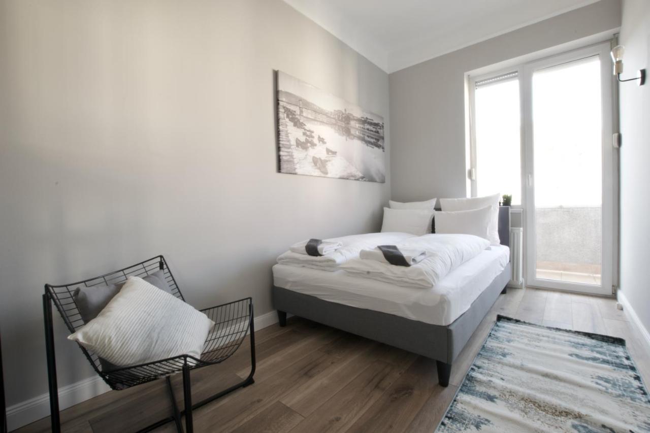 Standard Apartment By Hi5 - Tatra Street Budapest Ngoại thất bức ảnh