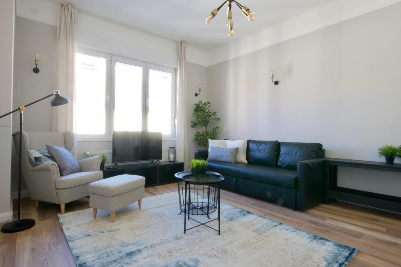 Standard Apartment By Hi5 - Tatra Street Budapest Ngoại thất bức ảnh