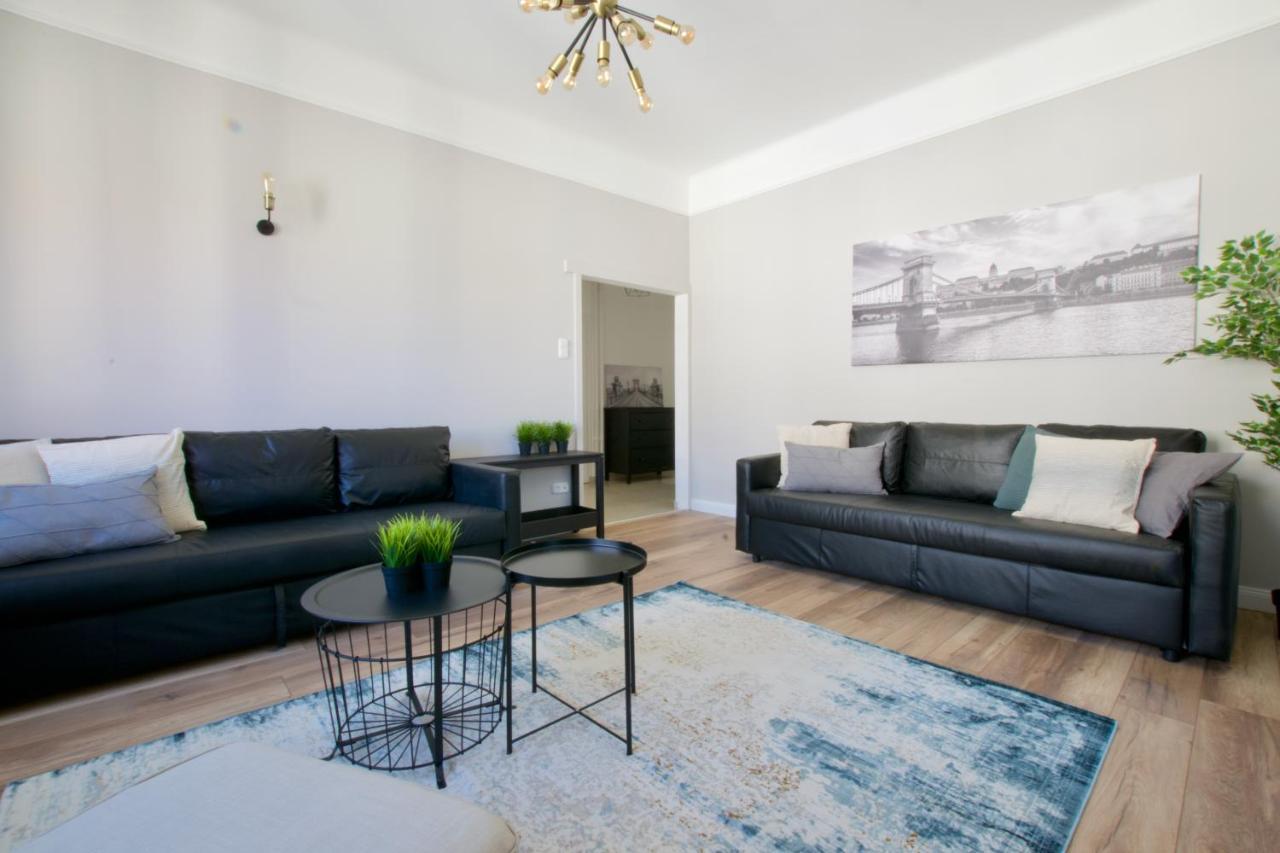 Standard Apartment By Hi5 - Tatra Street Budapest Ngoại thất bức ảnh